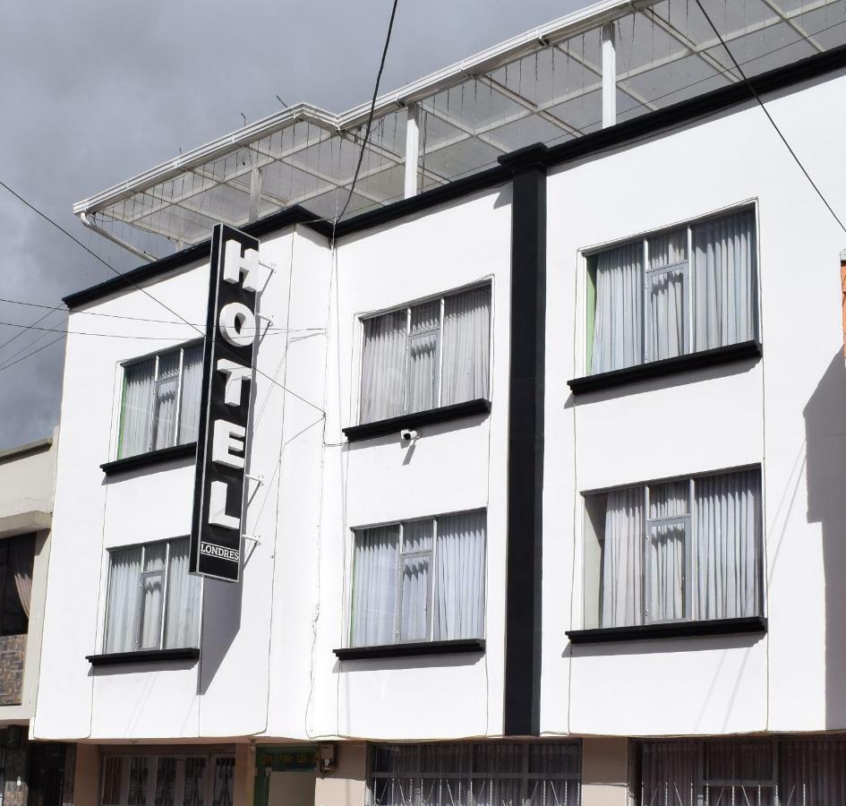 Hotel Londres Пасто Екстериор снимка