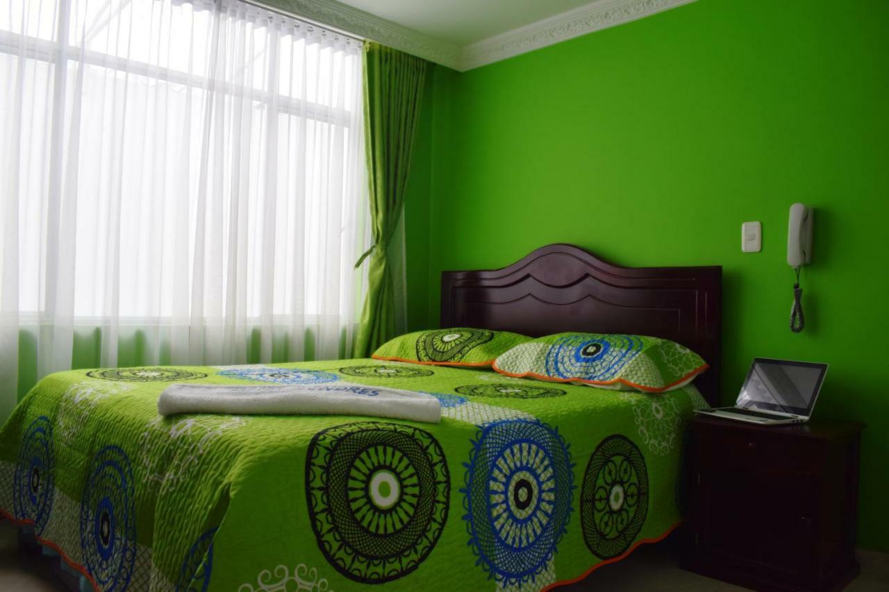 Hotel Londres Пасто Екстериор снимка
